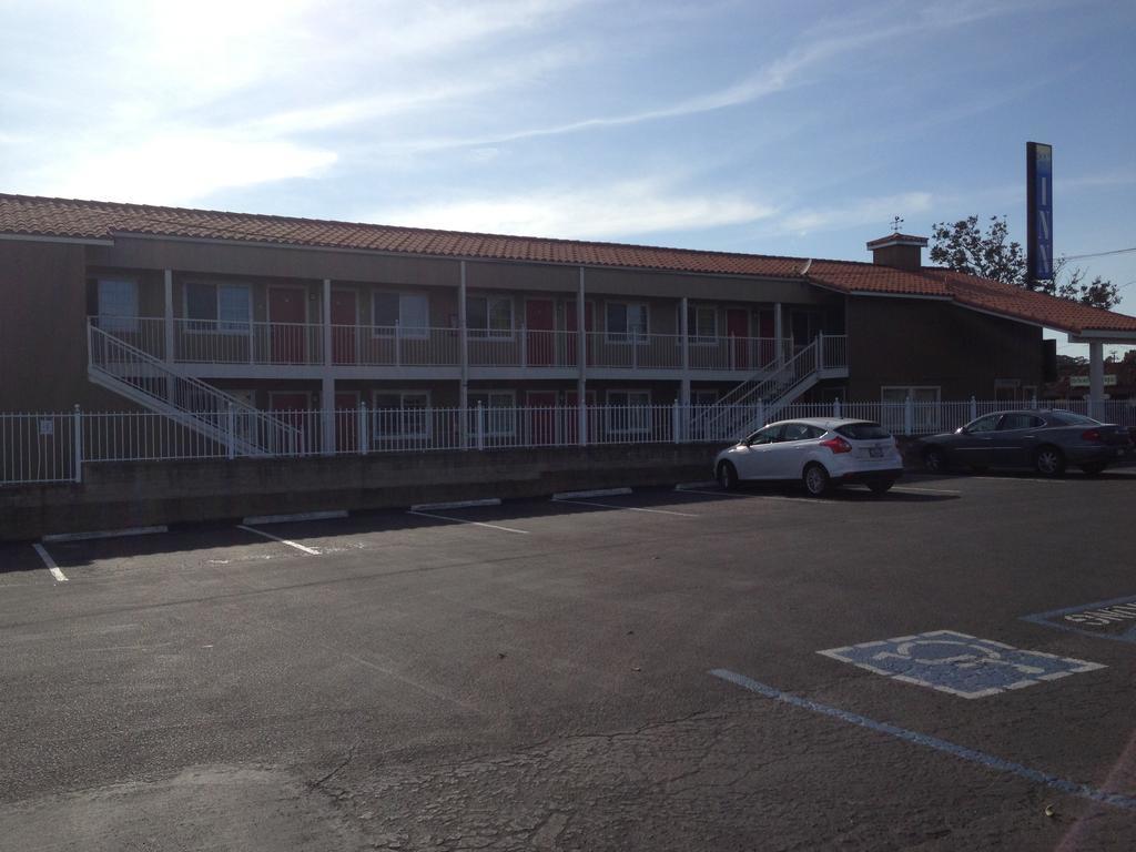 Beachway Inn Arroyo Grande Exterior foto