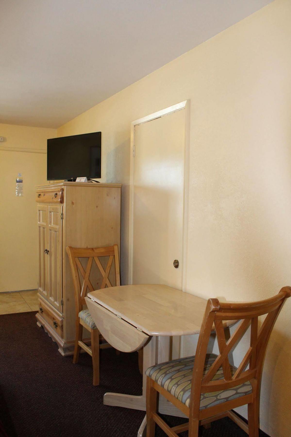 Beachway Inn Arroyo Grande Exterior foto